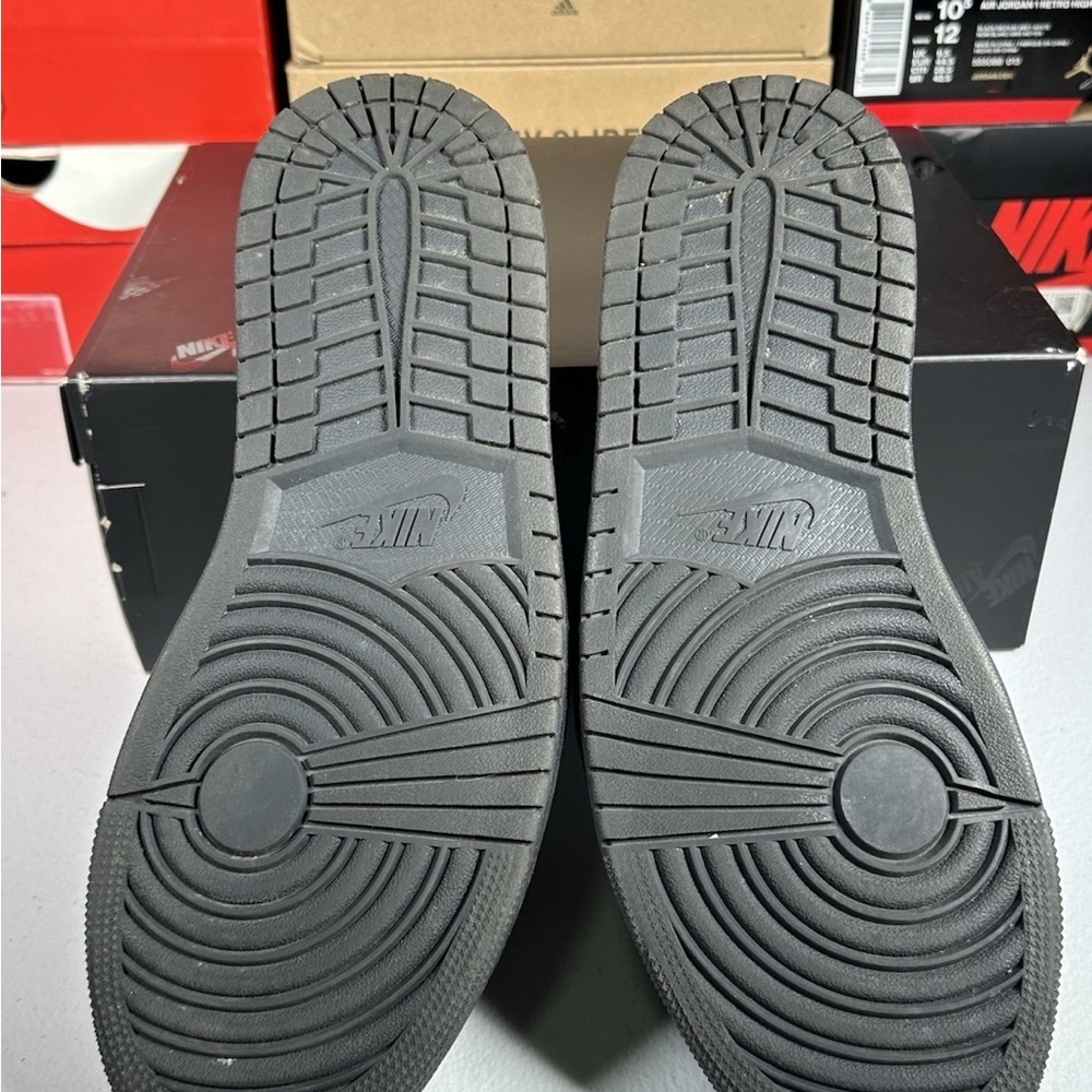 Size - Air Jordan 1 Retro Low OG SP x Travis Scott Black Phantom 2022 - Picture 6 of 9